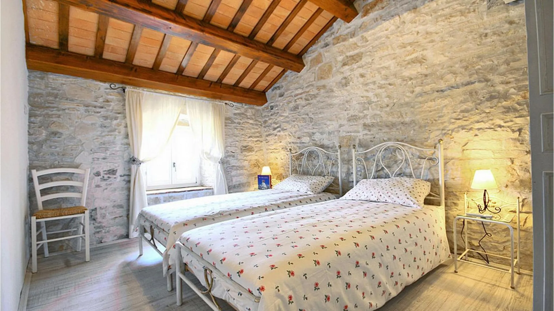 Villa Longo Glavani 0*,
